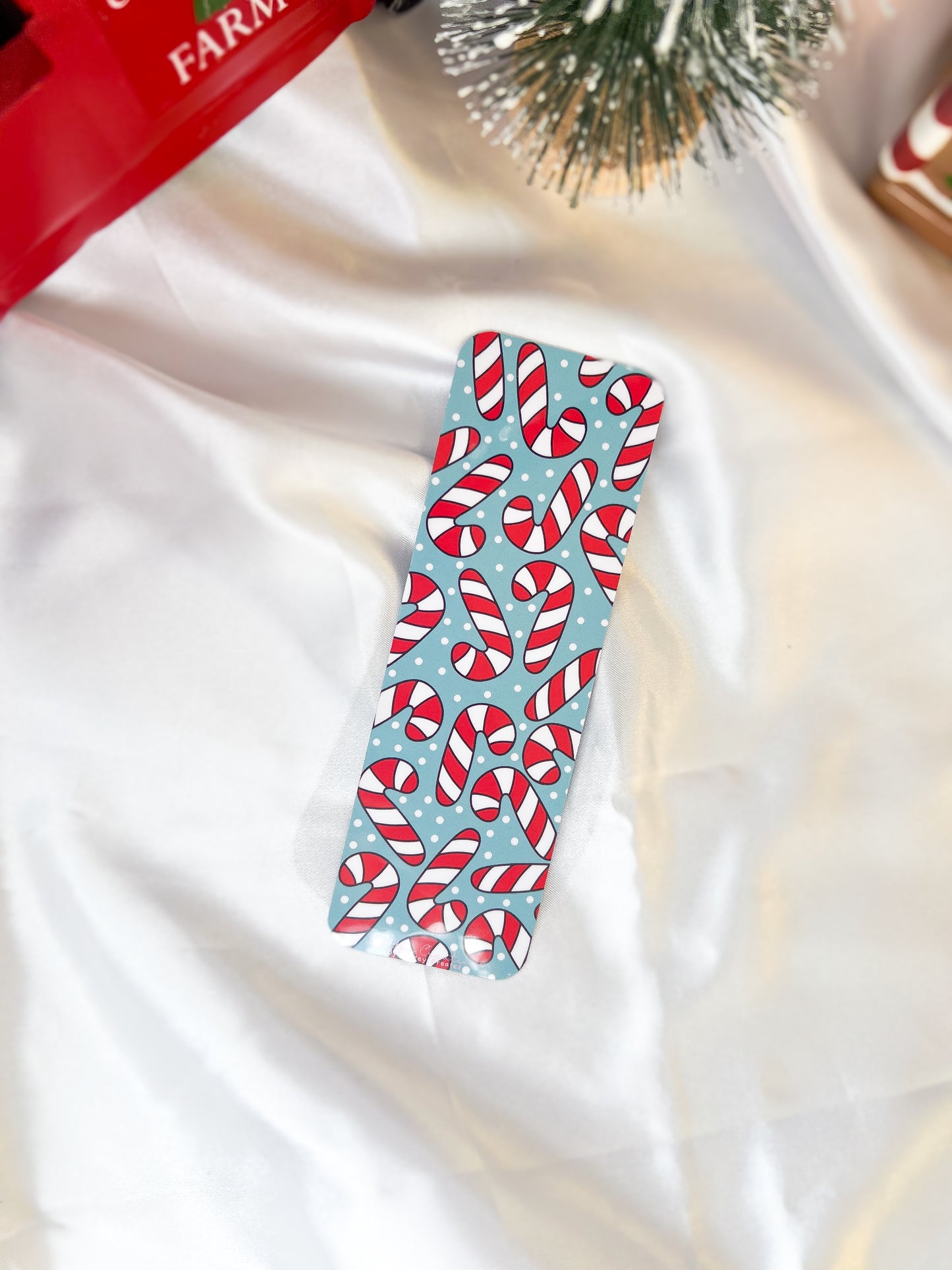 CHRISTMAS DOUBLE SIDED PATTERN BOOKMARK