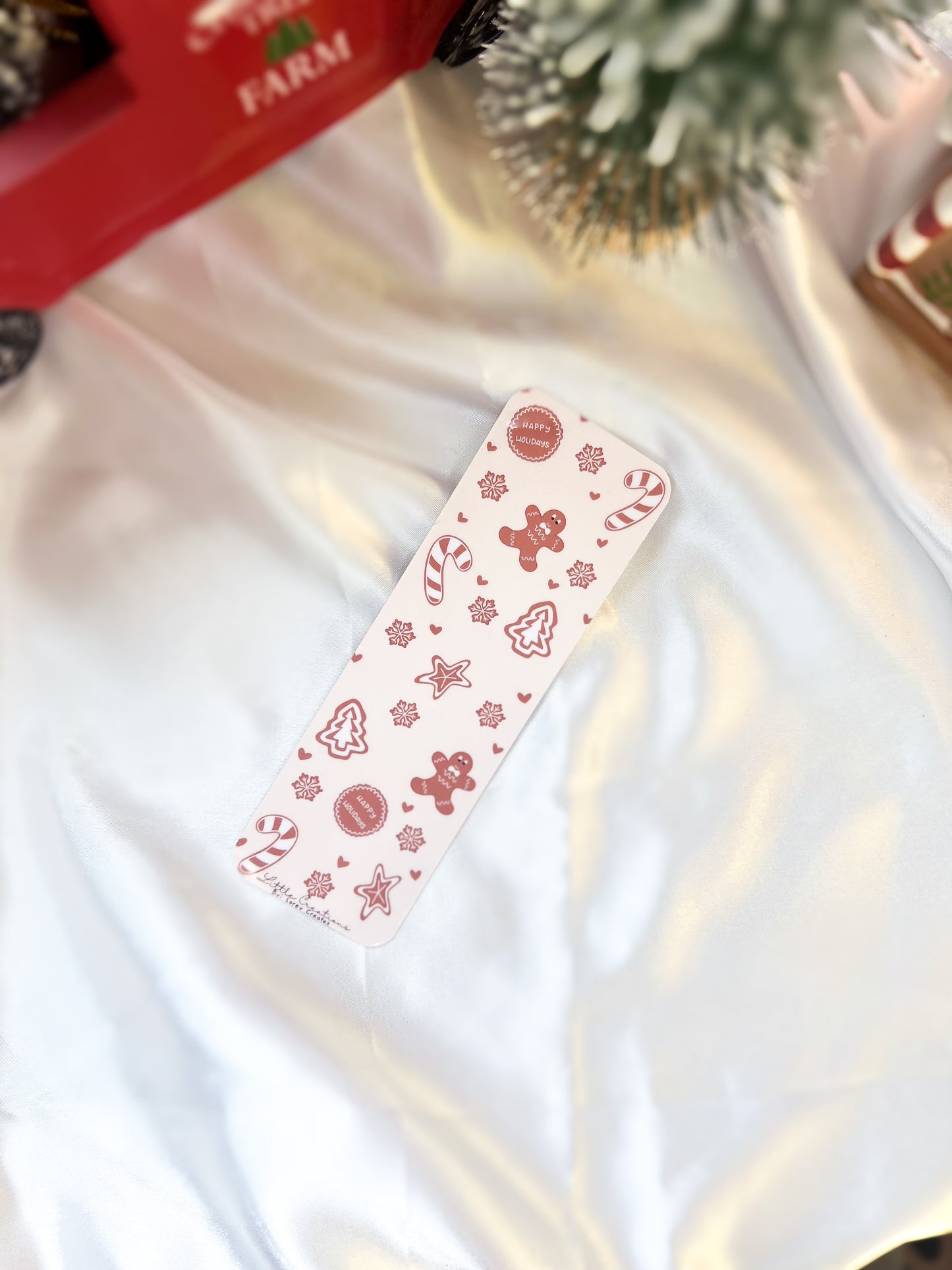 CHRISTMAS DOUBLE SIDED PATTERN BOOKMARK