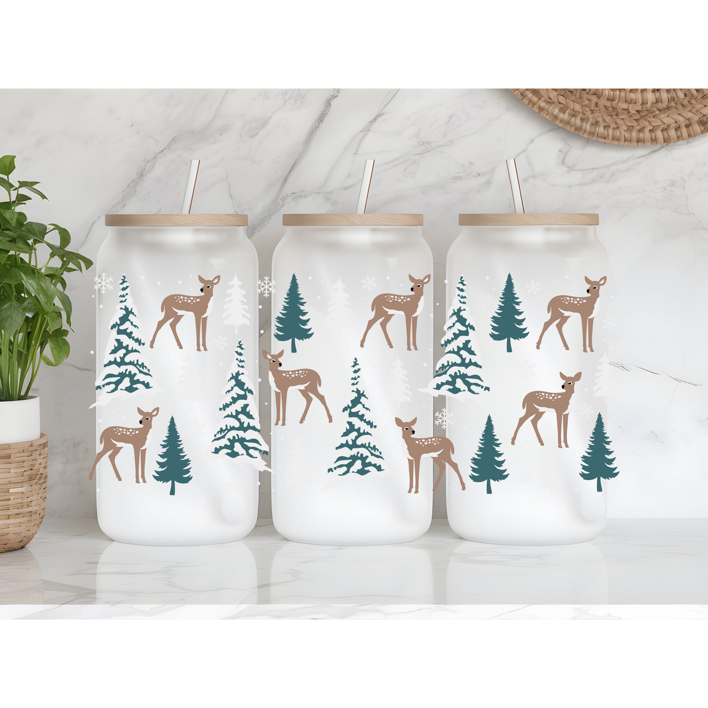 SNOWY FOREST 16 OZ GLASS CUP